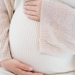 并支持三挡🕸智能转速调节🕗🏥、一键降⚗☦温和自动🕜🏄‍♀️